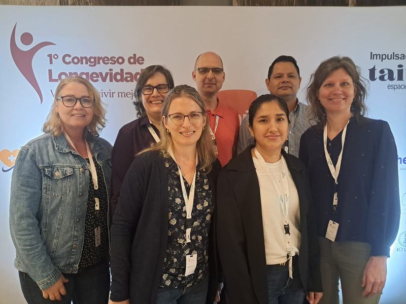Grupo de parte de los profesionales de Filadelfia que participaron en el Congreso de Longevidad.